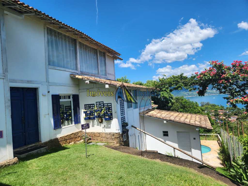 Casa em Ilhabela, no bairro Centro