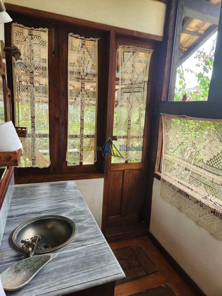 Casa de Condomínio em Ilhabela, no bairro Sul