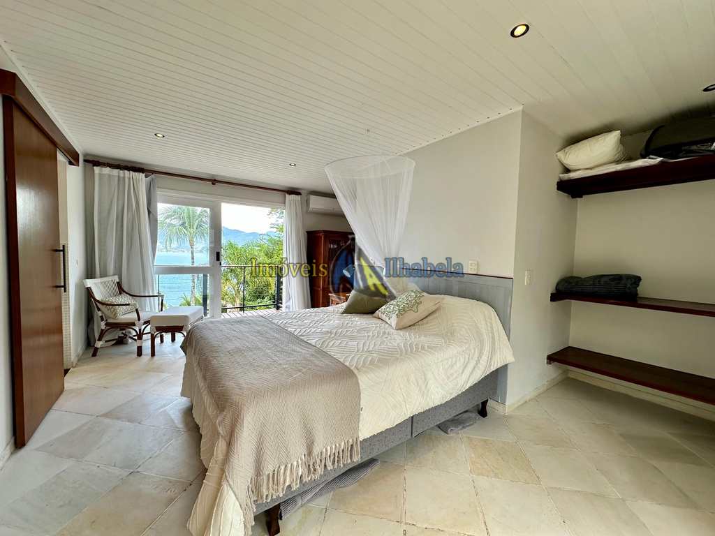 Casa em Ilhabela, no bairro Norte