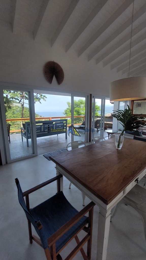 Casa em Ilhabela, no bairro Sul