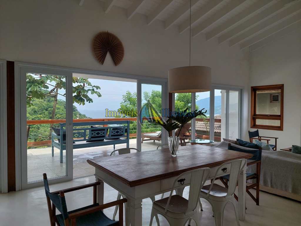 Casa em Ilhabela, no bairro Sul