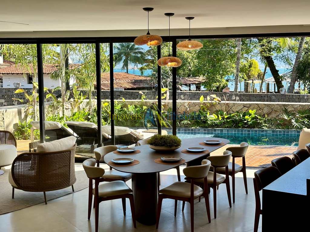 Casa de Condomínio em Ilhabela, no bairro Centro