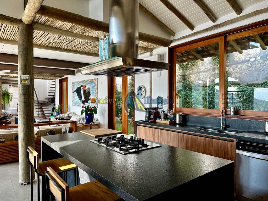 Casa de Condomínio em Ilhabela, no bairro Norte