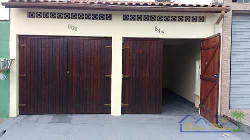 Casa, código 11 em Itanhaém, bairro Jardim Italmar