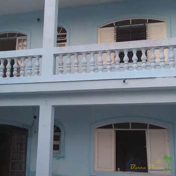 Sobrado em Itanhaém, bairro Jardim Corumbá