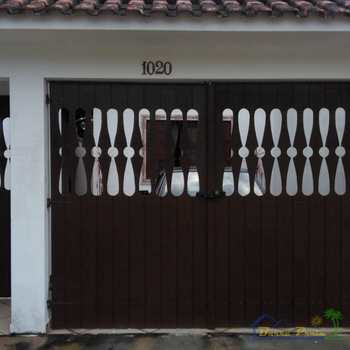 Casa em Itanhaém, bairro Vila Loty