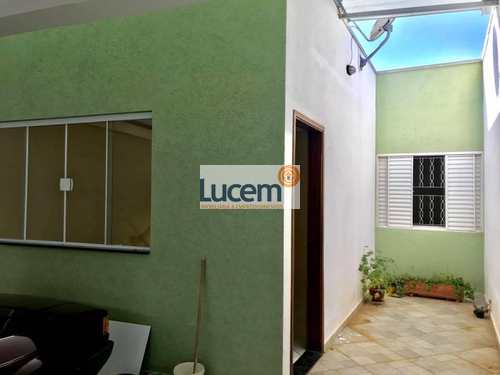 Casa, código 9 em Amparo, bairro Jardim Silvestre I