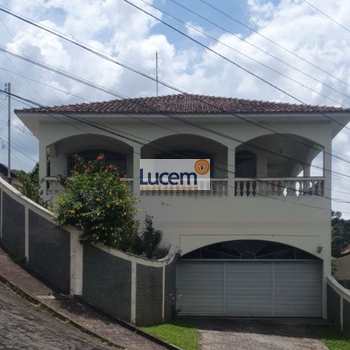 Casa em Amparo, bairro Jardim Novo Amparo