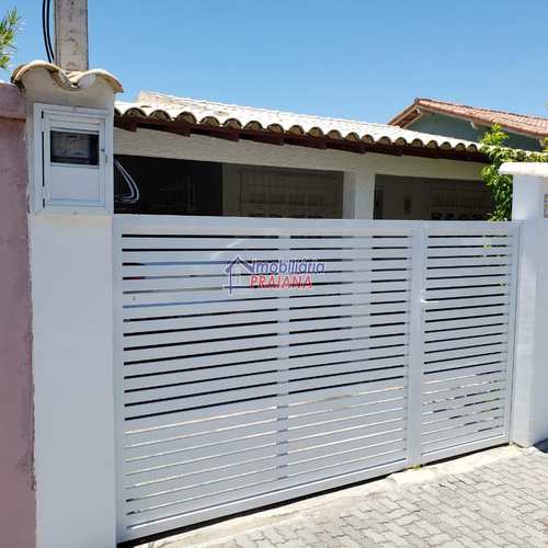 Casa em Arraial do Cabo, bairro Praia dos Anjos