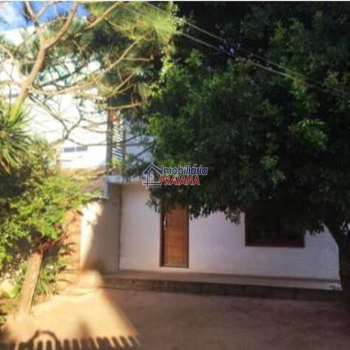 Casa em Arraial do Cabo, bairro Baleia