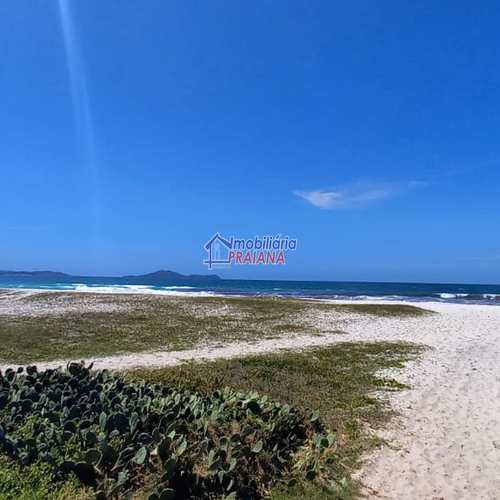 Casa de Condomínio em Cabo Frio, bairro Foguete