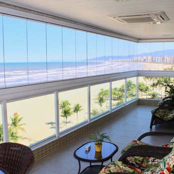 Apartamento em Praia Grande, bairro Canto do Forte