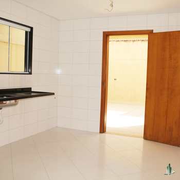 Sobrado em Praia Grande, bairro Canto do Forte