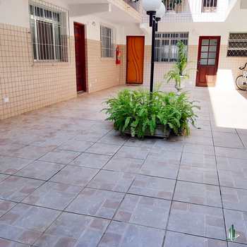 Apartamento em Praia Grande, bairro Boqueirão