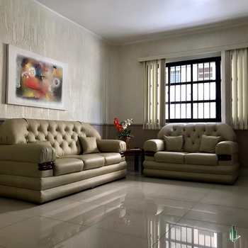 Apartamento em Praia Grande, bairro Guilhermina
