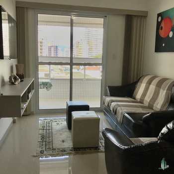 Apartamento em Praia Grande, bairro Boqueirão