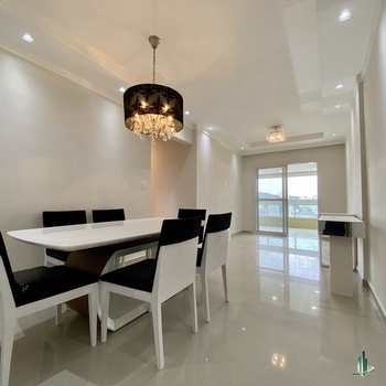 Apartamento em Praia Grande, bairro Canto do Forte