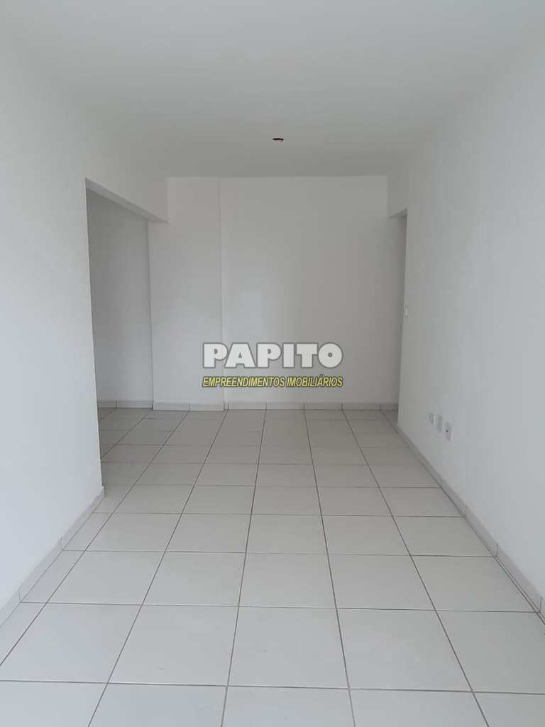 Apartamento em Praia Grande, no bairro Caiçara