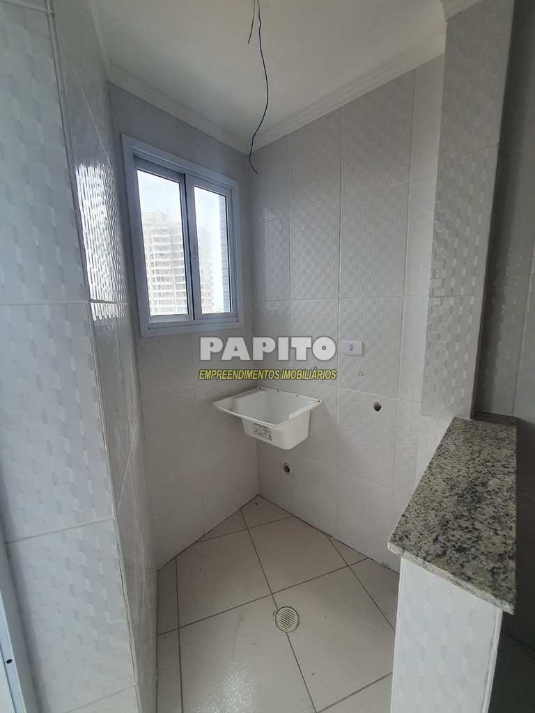 Apartamento em Praia Grande, no bairro Caiçara