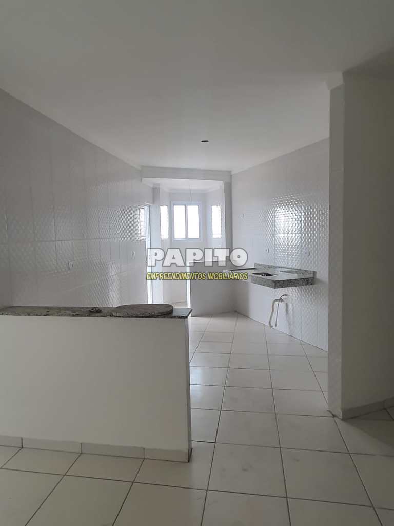 Apartamento em Praia Grande, no bairro Caiçara