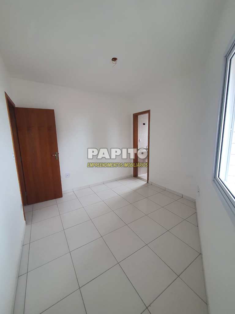 Apartamento em Praia Grande, no bairro Caiçara