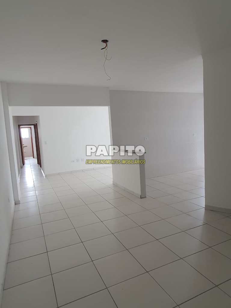 Apartamento em Praia Grande, no bairro Caiçara