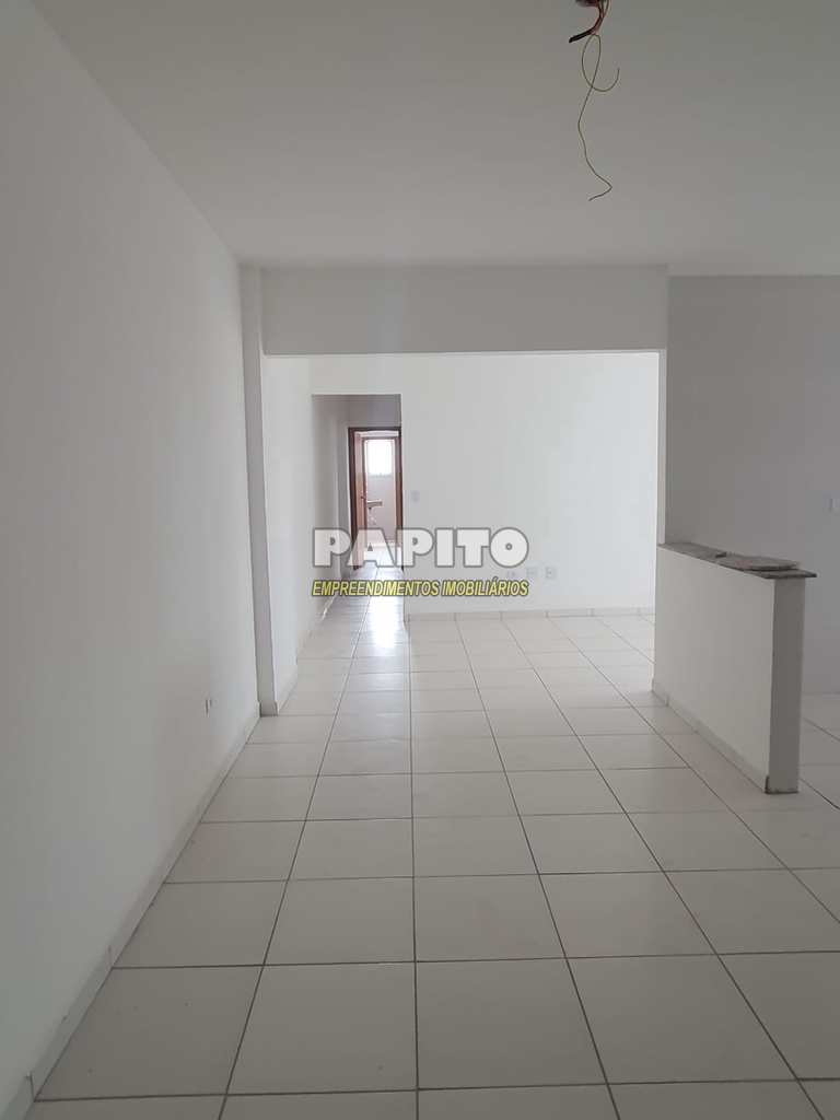 Apartamento em Praia Grande, no bairro Caiçara