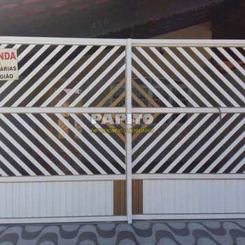 Casa em Praia Grande, bairro Caiçara