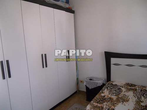 Apartamento, código 54545259 em Praia Grande, bairro Aviação