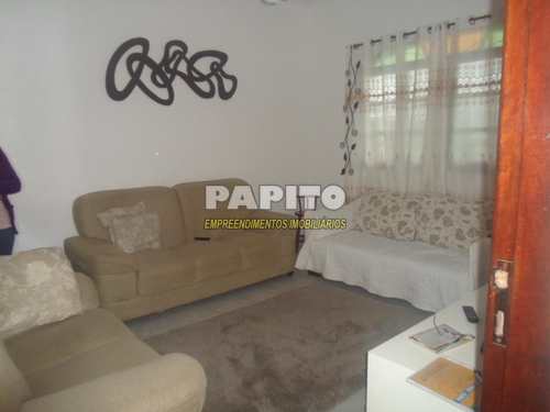 Casa, código 53484962 em Praia Grande, bairro Mirim