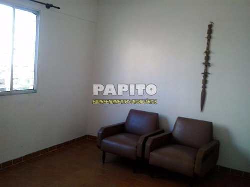 Apartamento, código 53300728 em Praia Grande, bairro Tupi