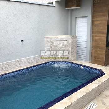 Sobrado em Praia Grande, bairro Tupi