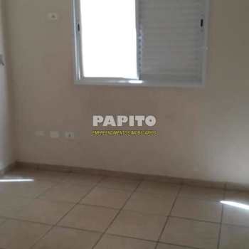 Apartamento em Praia Grande, bairro Boqueirão