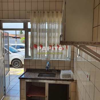 Kitnet em Praia Grande, bairro Caiçara