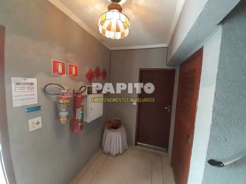 Apartamento, código 60011297 em Praia Grande, bairro Aviação
