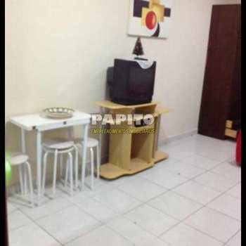 Kitnet em Praia Grande, bairro Ocian