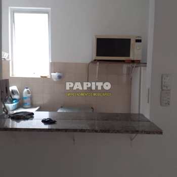 Kitnet em Praia Grande, bairro Mirim