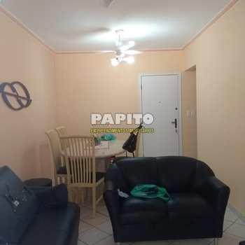 Apartamento em Praia Grande, bairro Canto do Forte