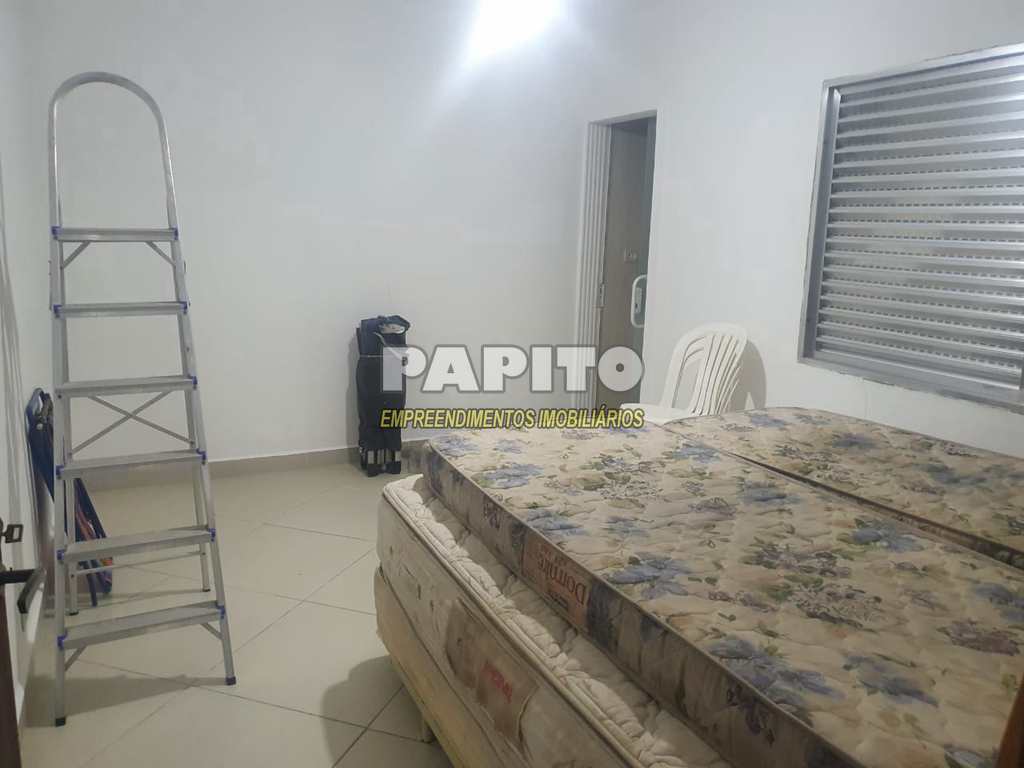 Casa em Praia Grande, no bairro Ocian