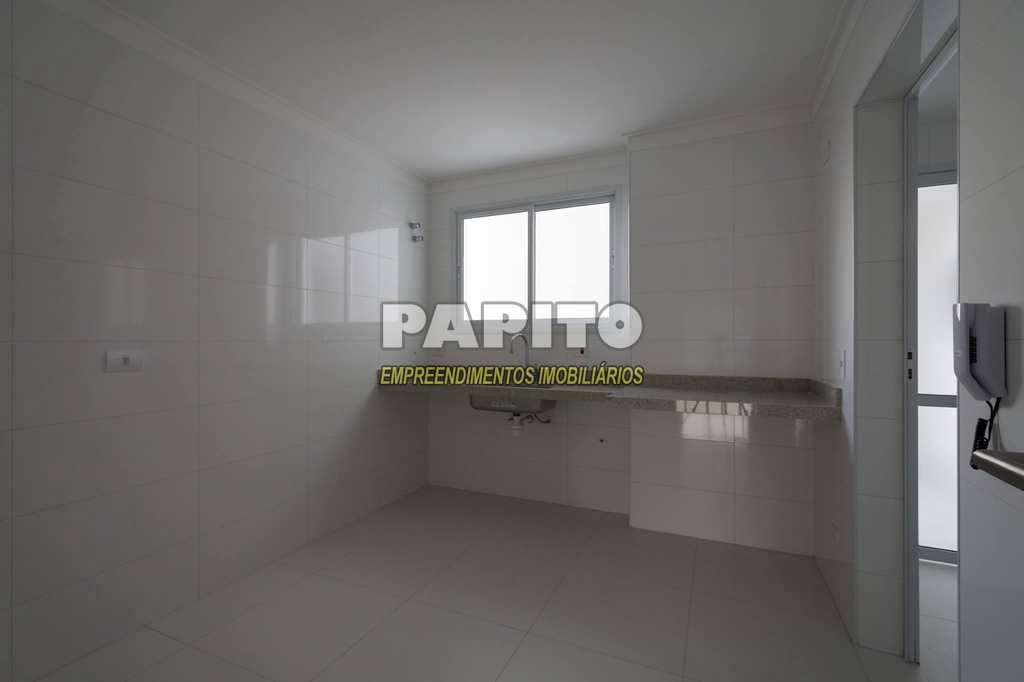 Apartamento em Praia Grande, no bairro Canto do Forte