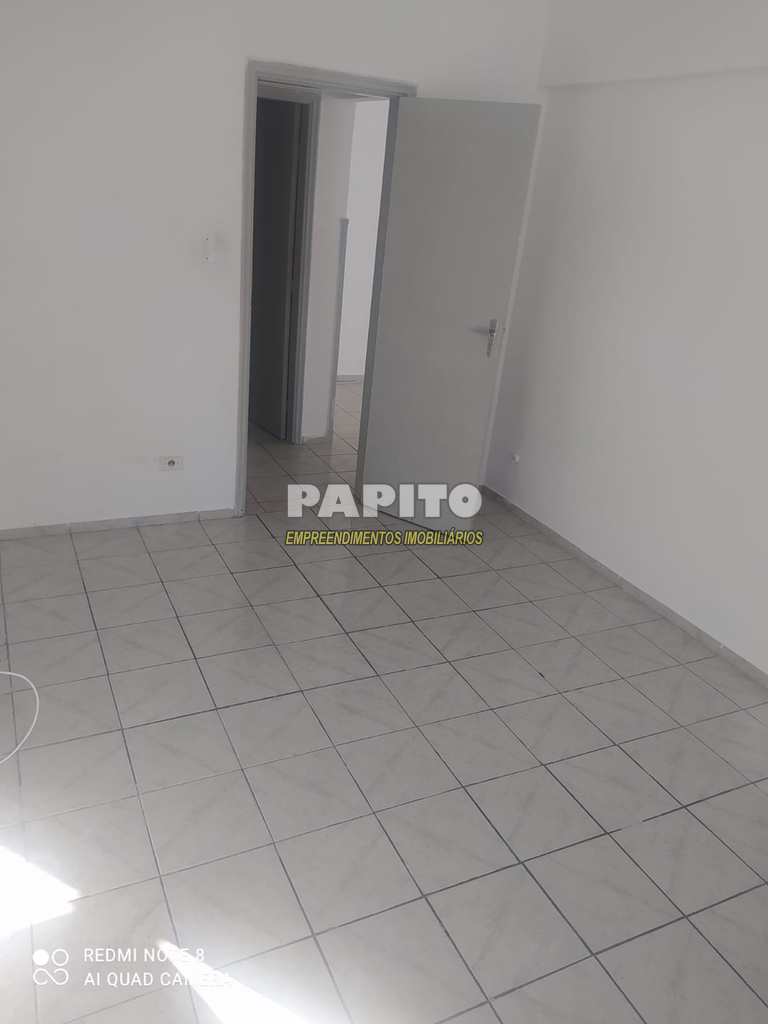 Apartamento em Praia Grande, no bairro Boqueirão