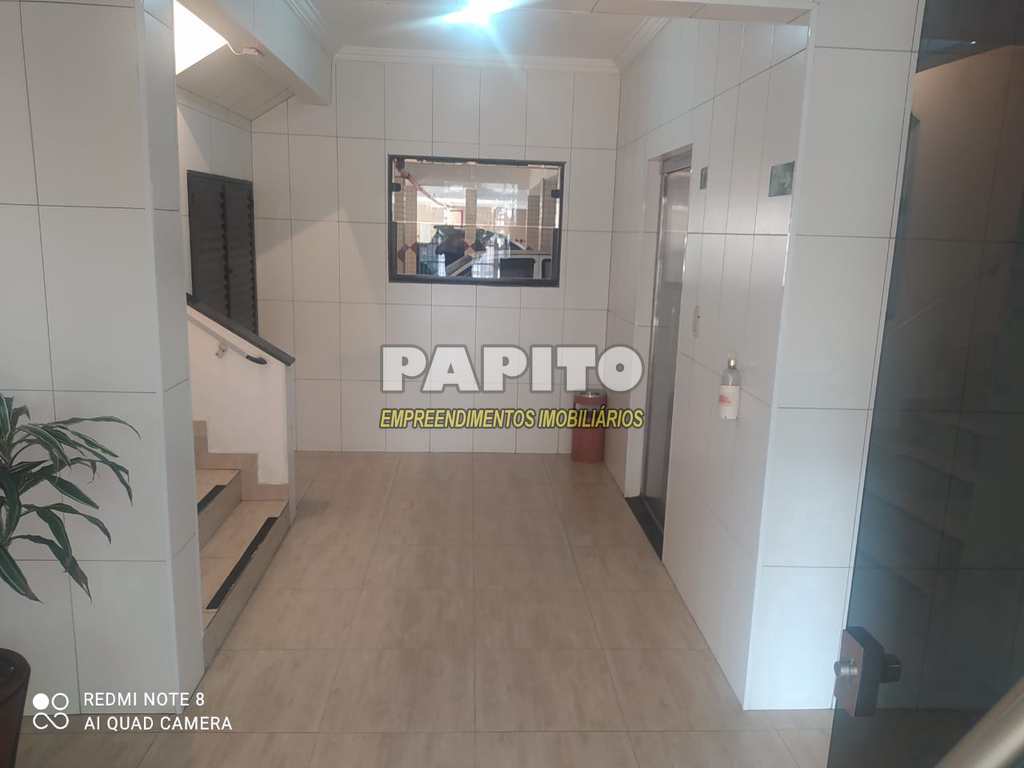 Apartamento em Praia Grande, no bairro Boqueirão