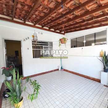 Sobrado em Praia Grande, bairro Mirim