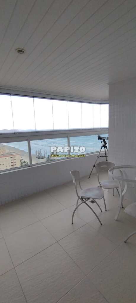 Apartamento em Praia Grande, no bairro Caiçara