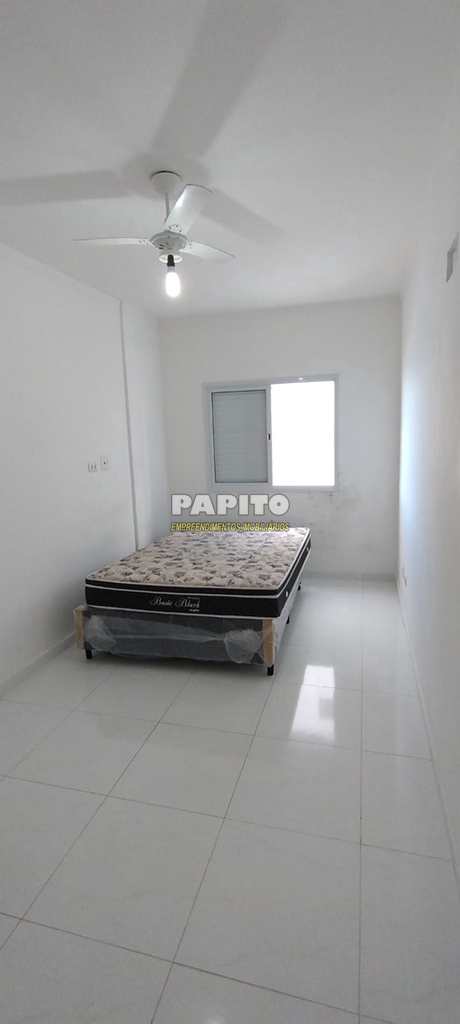 Apartamento em Praia Grande, no bairro Caiçara