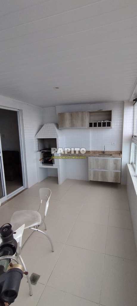 Apartamento em Praia Grande, no bairro Caiçara