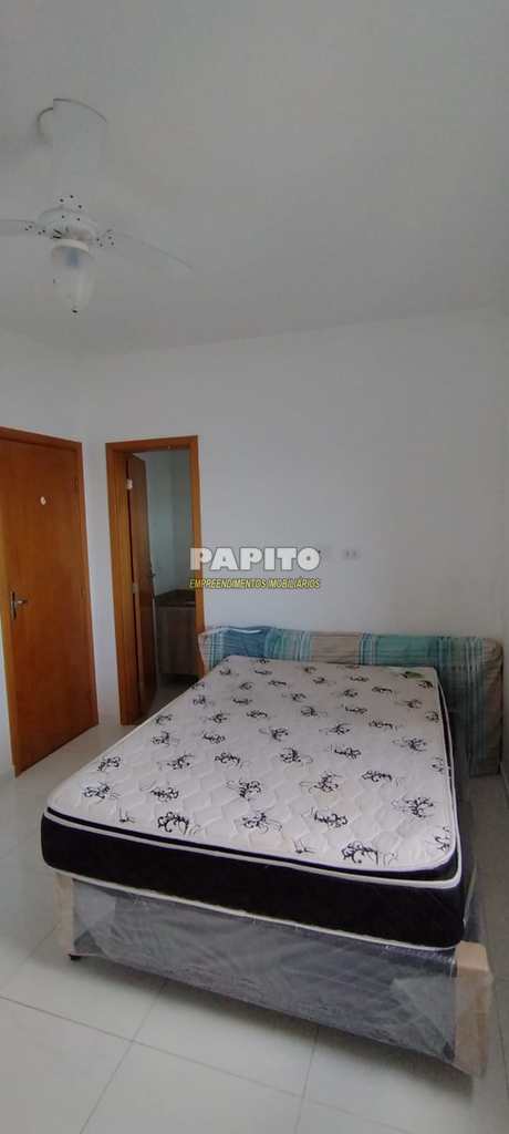 Apartamento em Praia Grande, no bairro Caiçara