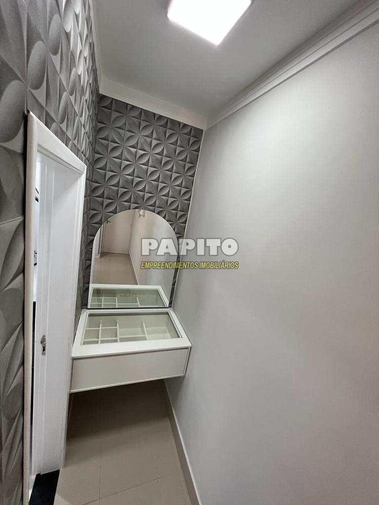 Casa em Praia Grande, no bairro Guilhermina