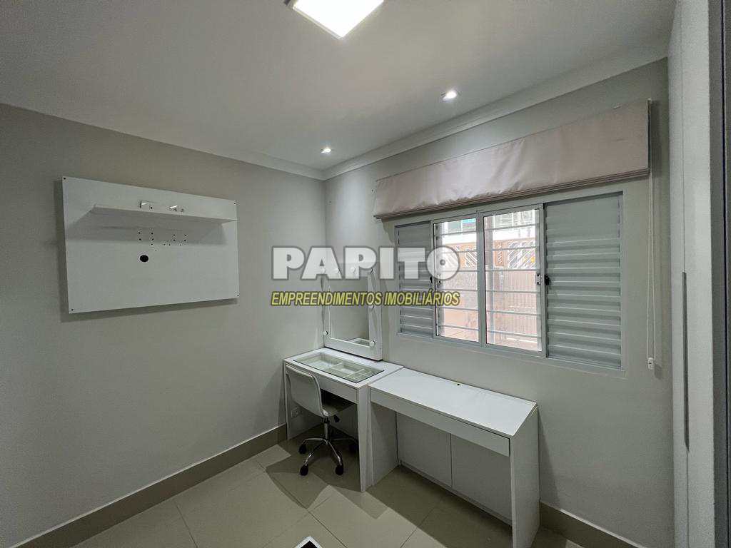 Casa em Praia Grande, no bairro Guilhermina