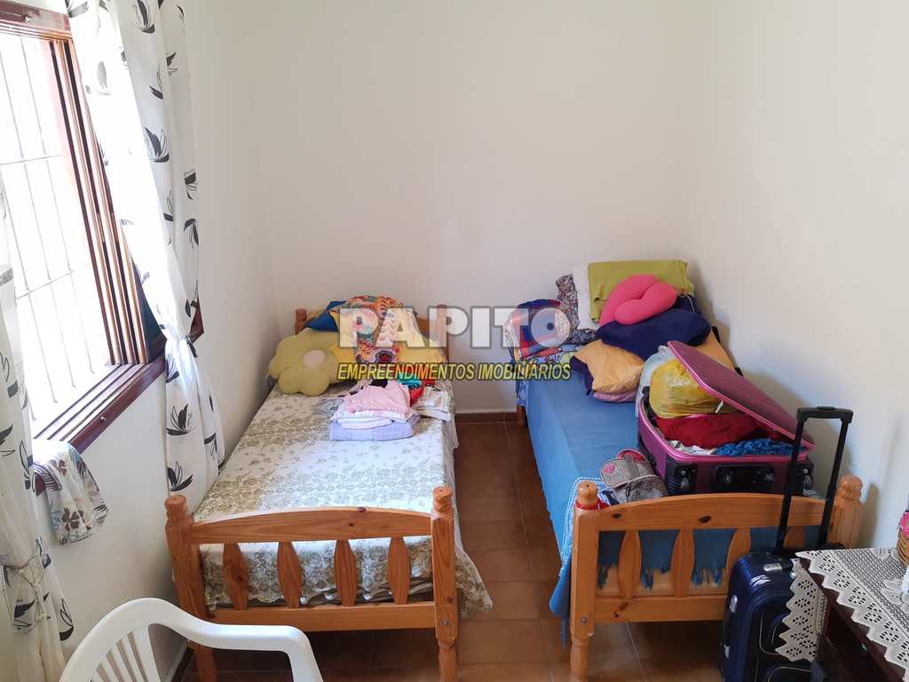 Casa em Praia Grande, no bairro Real